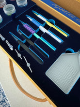 Load image into Gallery viewer, Masterclass - Manuel in the Christmas Robin Bag